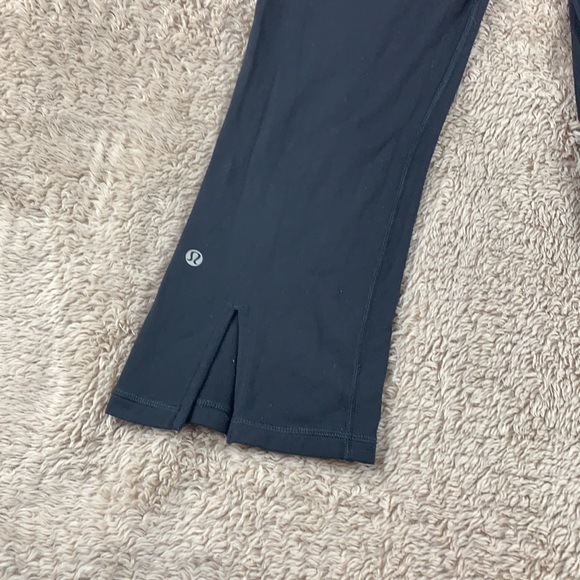 Lululemon Gather & Crow Crop Legging Pink & Black - Picture 7 of 12